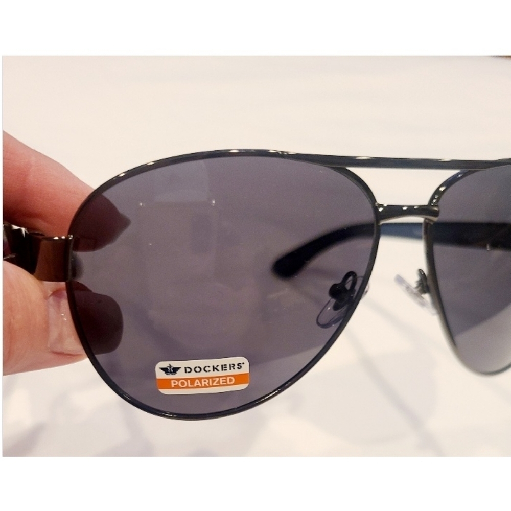 Dockers Polarized Sunglasses - Picture 2 of 4